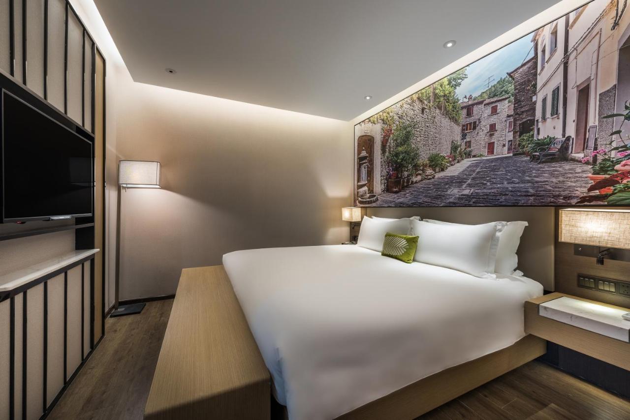 Mercure Shanghai Hongqiao Railway Station Xangai Exterior foto