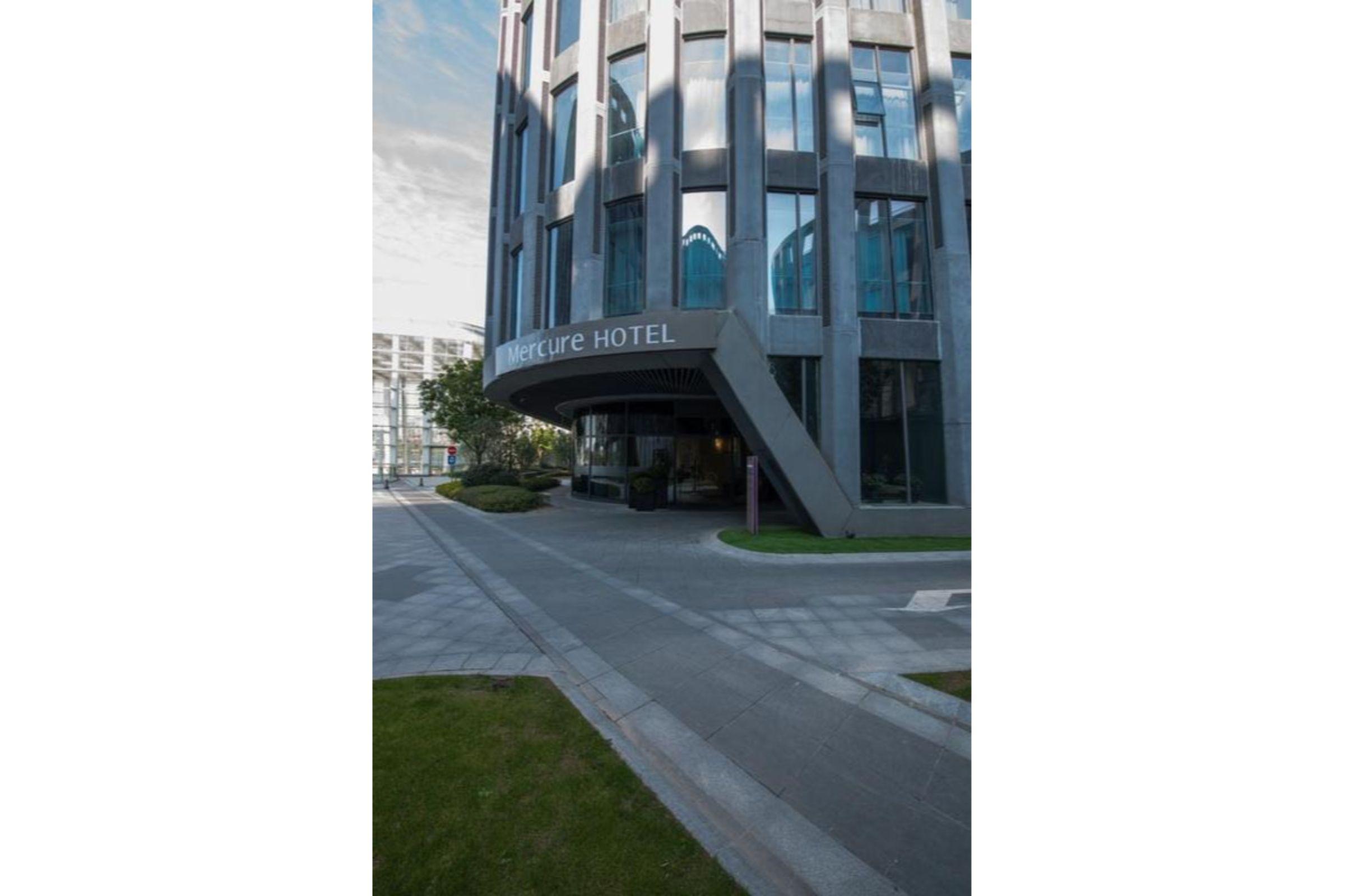Mercure Shanghai Hongqiao Railway Station Xangai Exterior foto